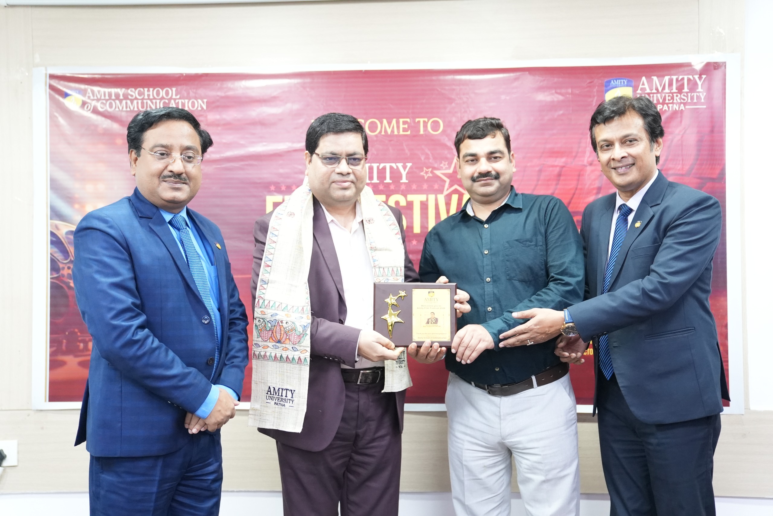 दो दिवसीय एमिटी फिल्म महोत्सव में जुटे देश भर के दिग्गज कलाकार, विजेताओं को किया गया सम्मानित