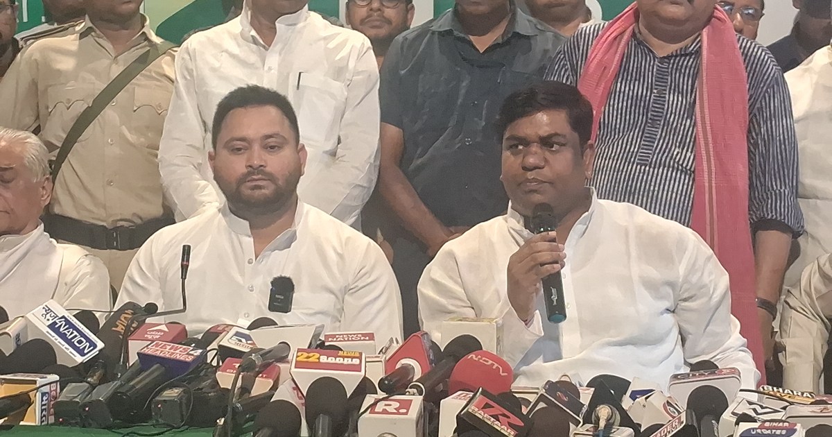 Tejsvwi ke sath huye sahni