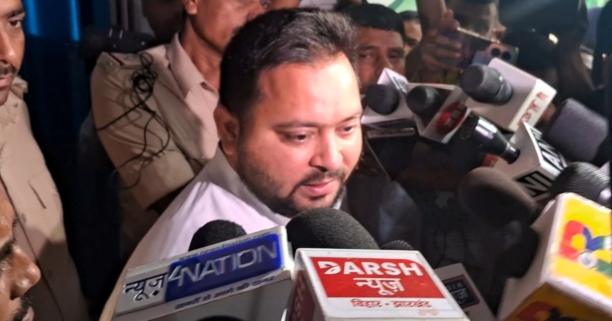 Tejsvwi ne kha sabko bolne ka adhikar hai