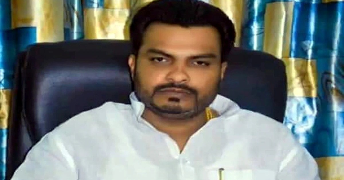 Another RJD leader showed rebellious attitude, remained behi