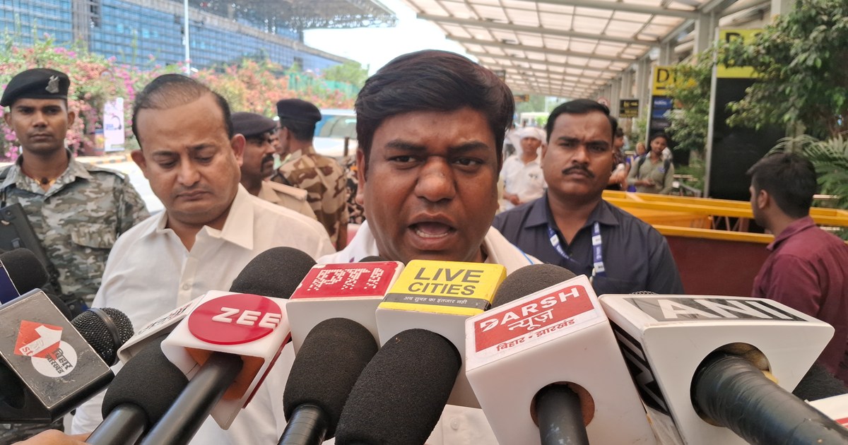 Mukesh sahni ke bigre bol