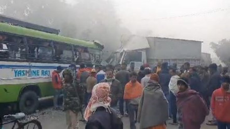 BREAKING: Three buses of security personnel going for electi