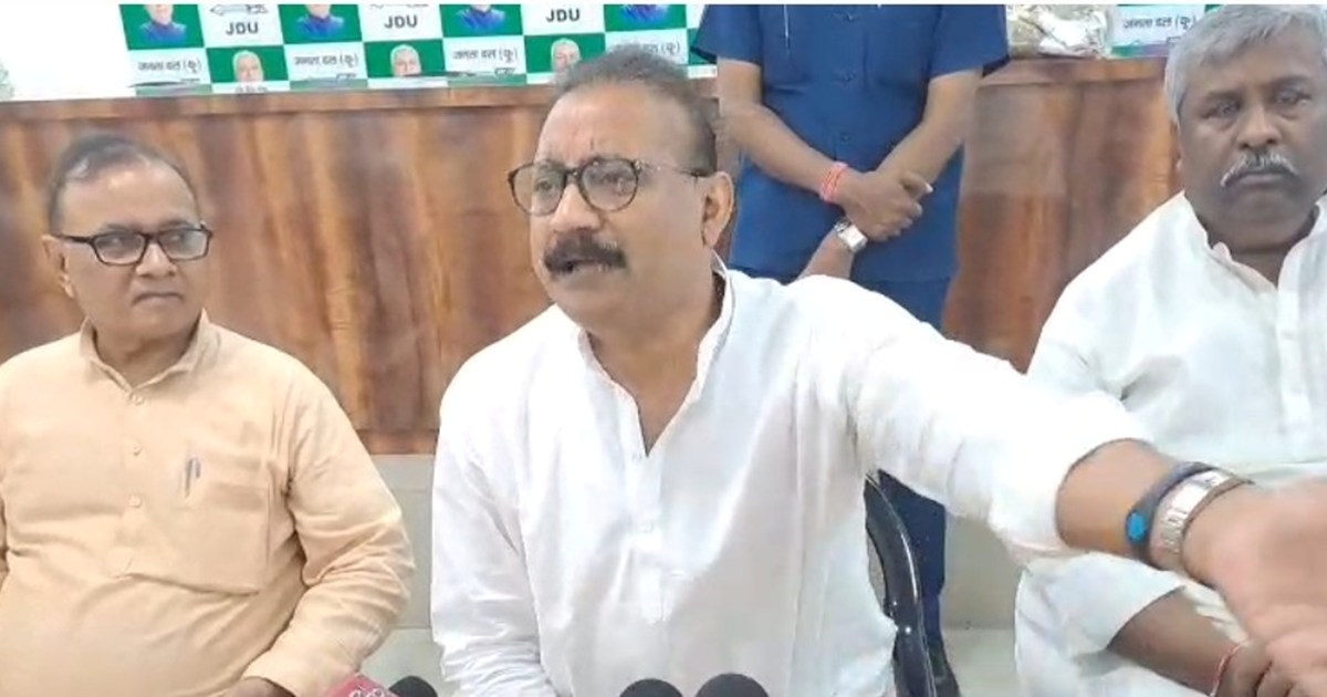 Mntri ashok chaudhri ka bda byan