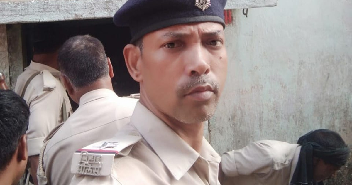 The sub-inspector posted at Kako police station in Jehanabad