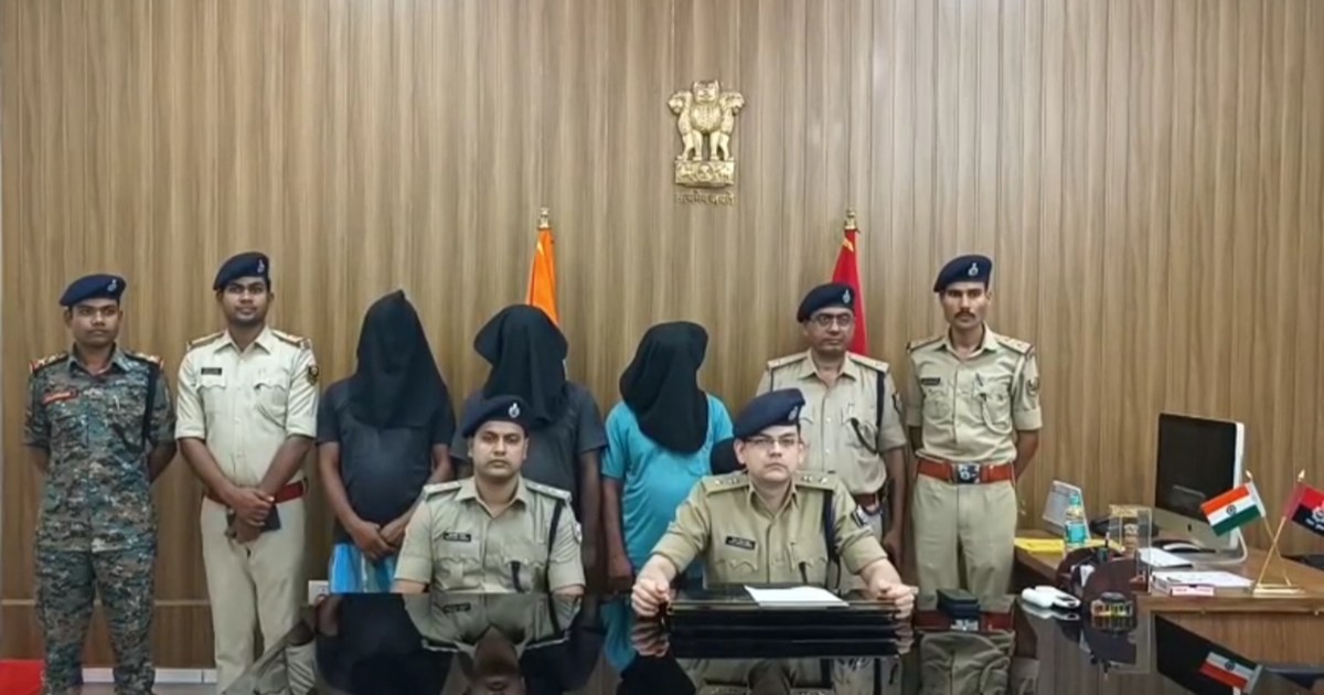 Munger police raided a mini gun factory and recovered a huge