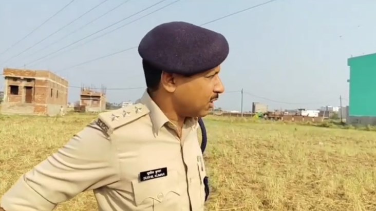 Half naked dead body found from Beur in Patna, police busy i