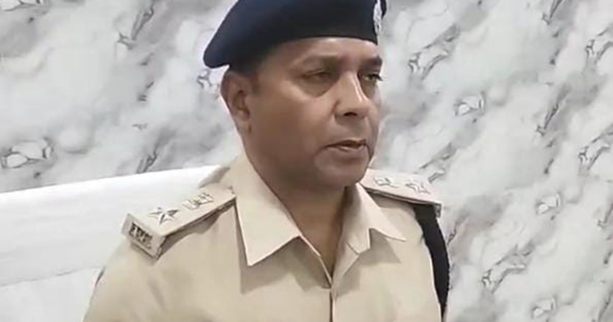 Former private driver of police station arrested in police u