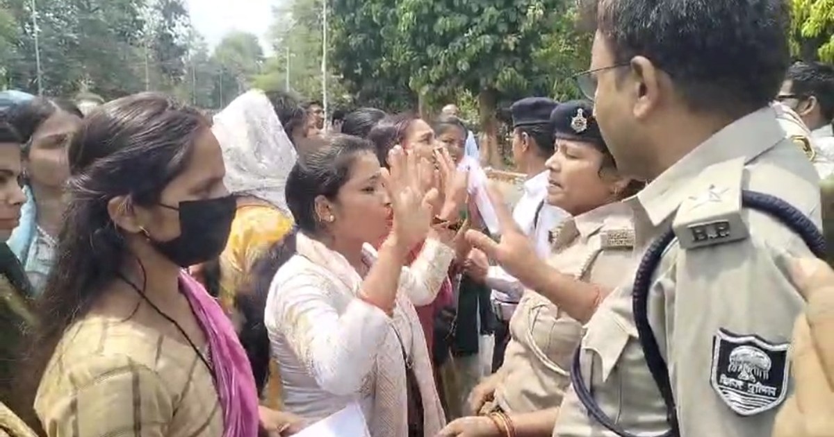 Tre 3abhiyrthi cm avas gher liye