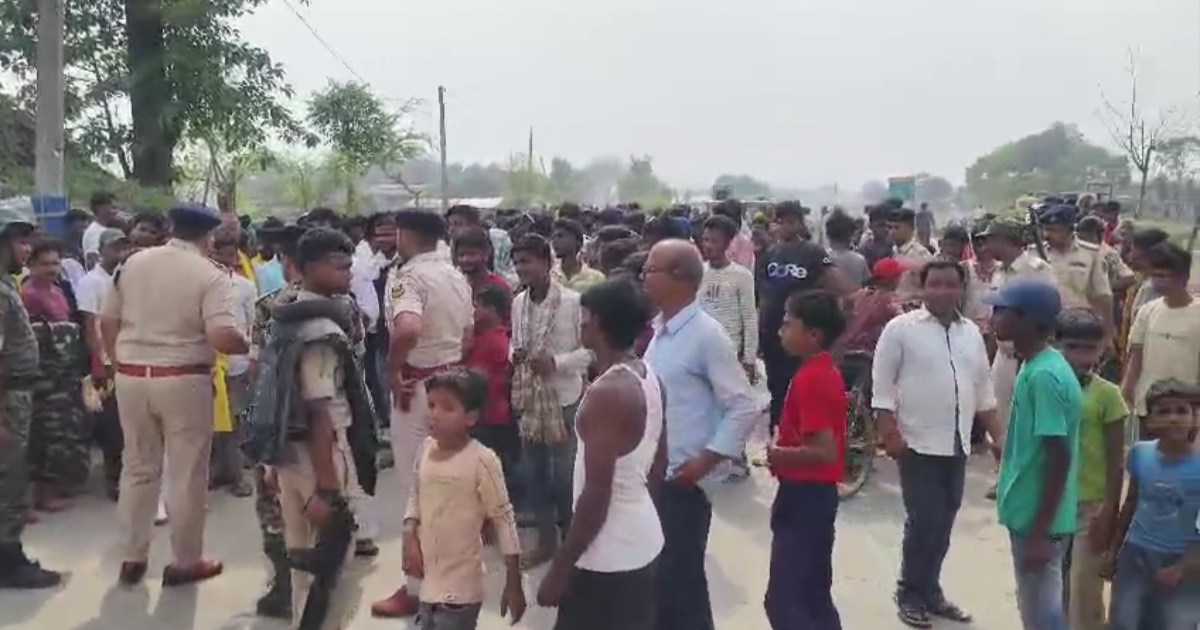 Ruckus in Supaul after murder during robbery, police vehicle