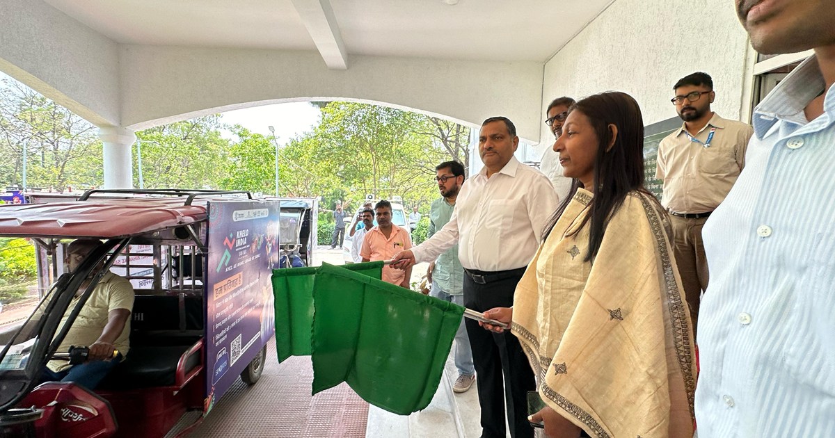 Chief Secretary flagged off the promotional chariot for Khel
