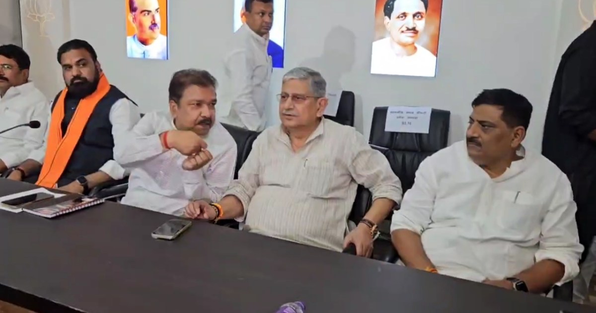 A big meeting of Bihar NDA is being held in the BJP office t