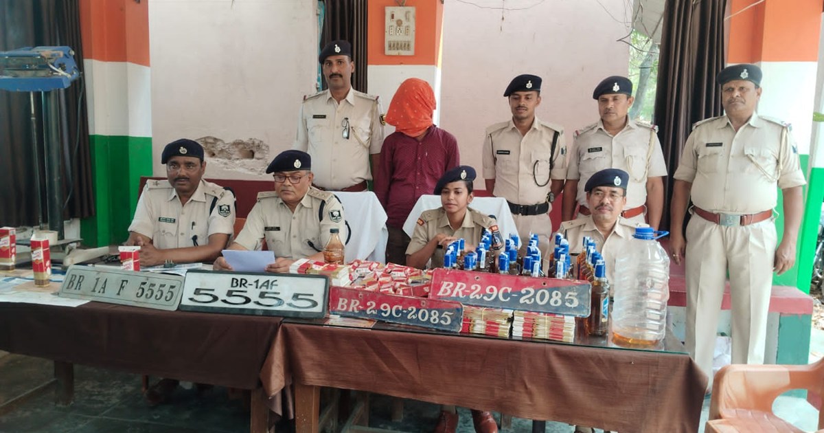 Liquor mafias use police vehicle number plates