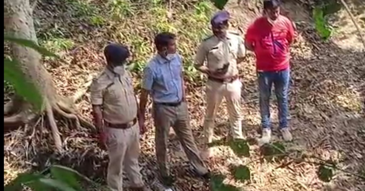 In Banka, two friends sat together and drank alcohol and the