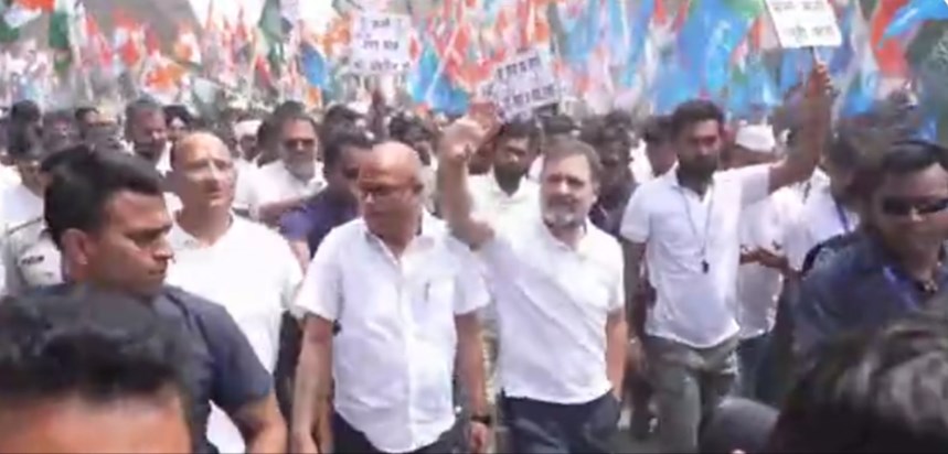 Rahul Gandhi joined the Stop Migration, Give Jobs Yatra in B Rahul Gandhi joined the Stop Migration, Give Jobs Yatra in B