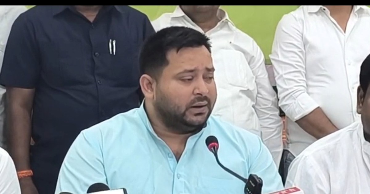 Neta prtipksh tejsvwi yadv ka pm modi pr byan