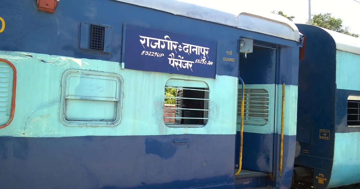 Passengers returning from Gujarat were assaulted and robbed 