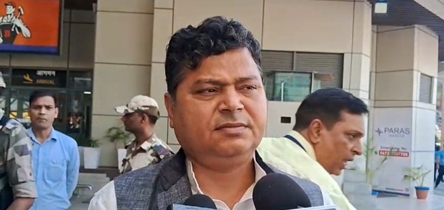Kendiry mntri raj bhushn nishad ka byan Kendiry mntri raj bhushn nishad ka byan