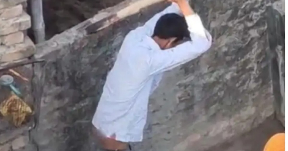 The husband beat his wife to death in front of his innocent 