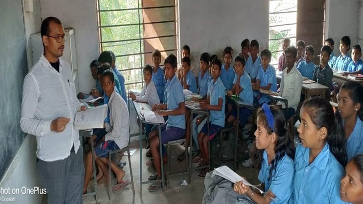 bhagalpur-students-of-government-schools-smartclasses