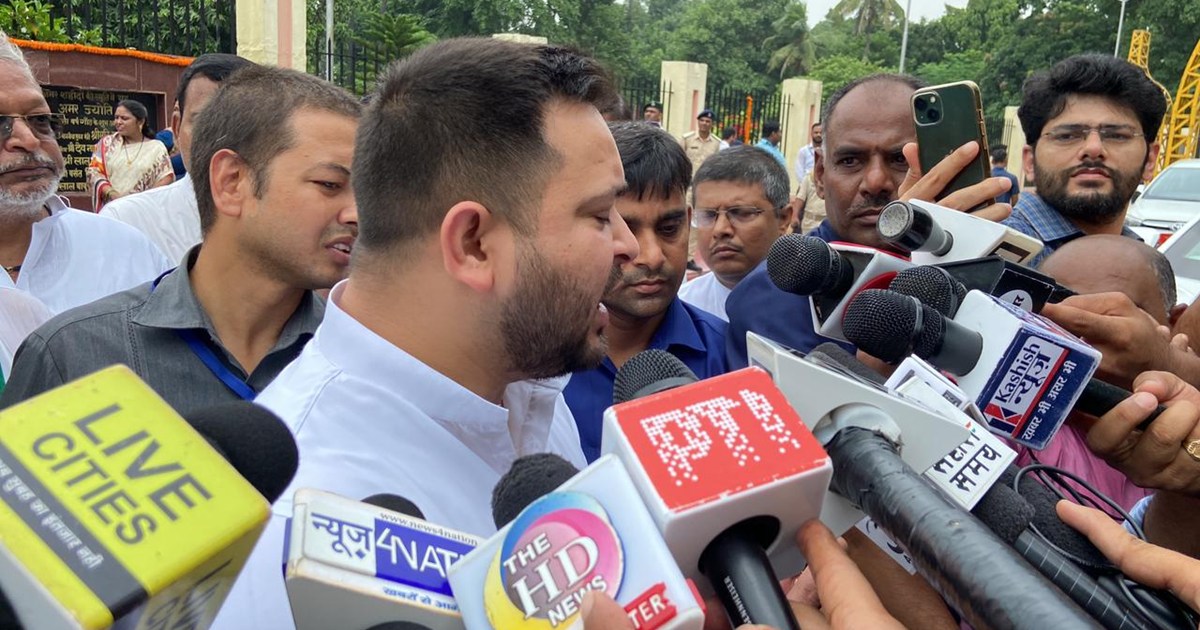 tejashwi yadav on pm modi