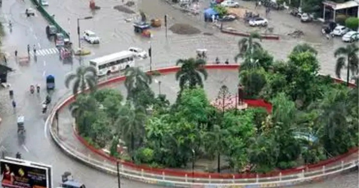  Heavy rain warning in 20 districts including capital Patna