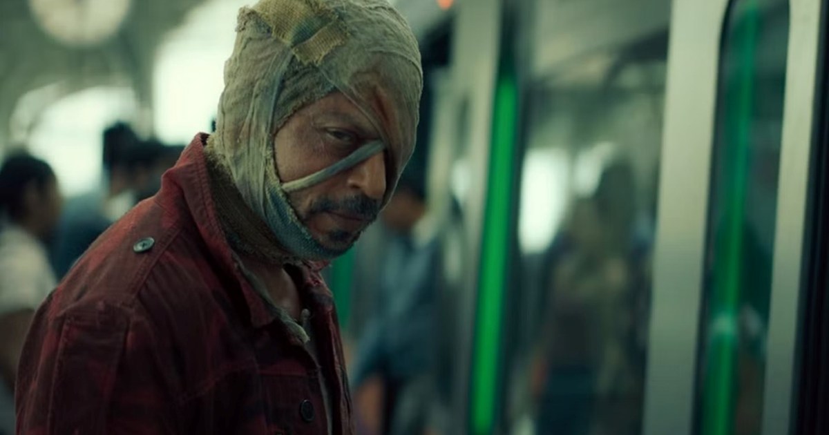  Shahrukh Khan's 'Jawaan' censored with scissors