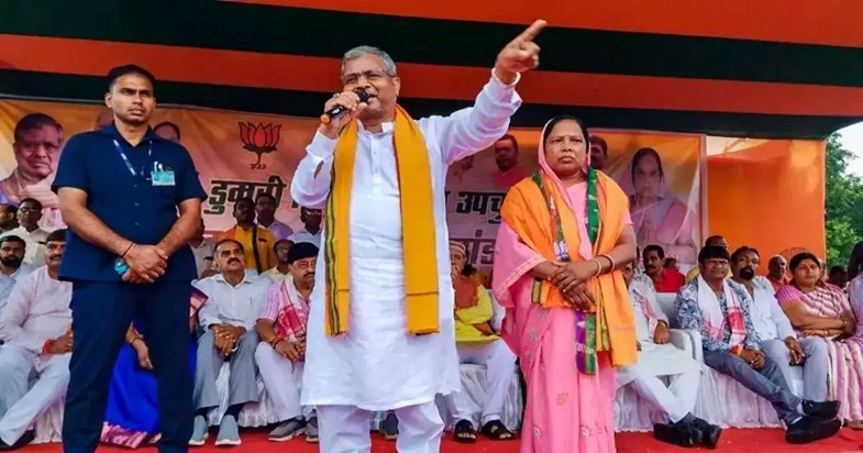 cm-hemant-soren-use-of-offensive-language-bjp-state-presiden