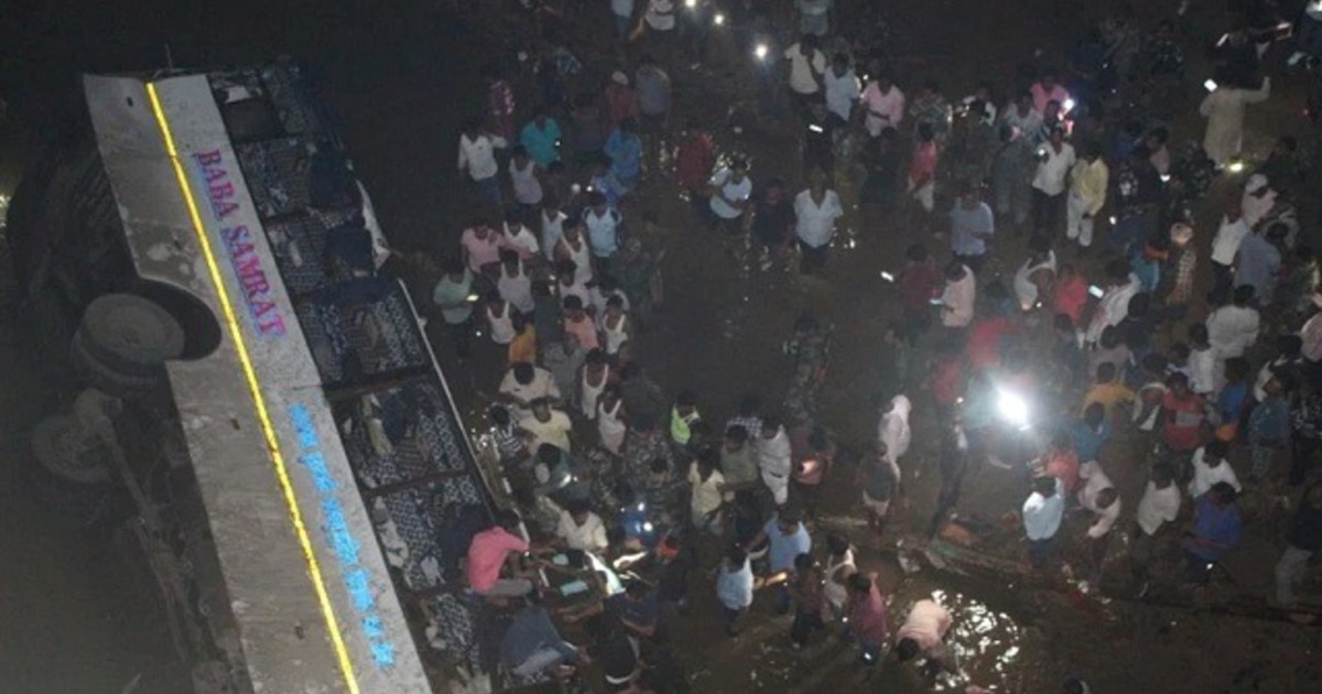  Horrible accident of passenger bus in Giridih