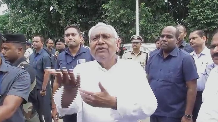 nitish kumar return from delhi to patna news
