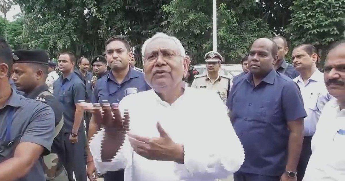 nitish kumar return from delhi to patna news