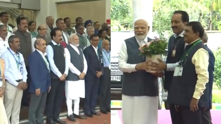 PM Modi reached ISRO command center, patted S Somnath, met o PM Modi reached ISRO command center, patted S Somnath, met o