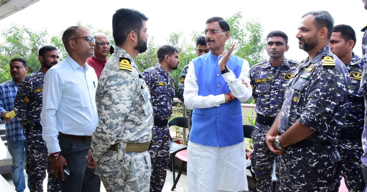 State Defence Minister Honore Navy Team 