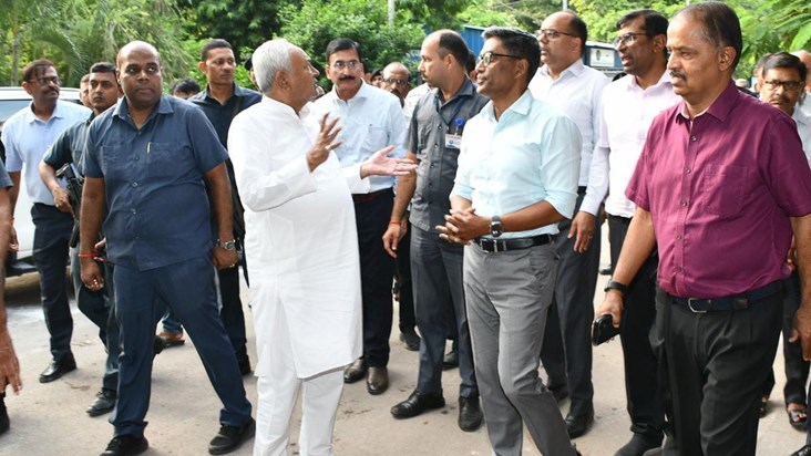CM Nitish inspected Guru Govind Singh Hospital and gave seve