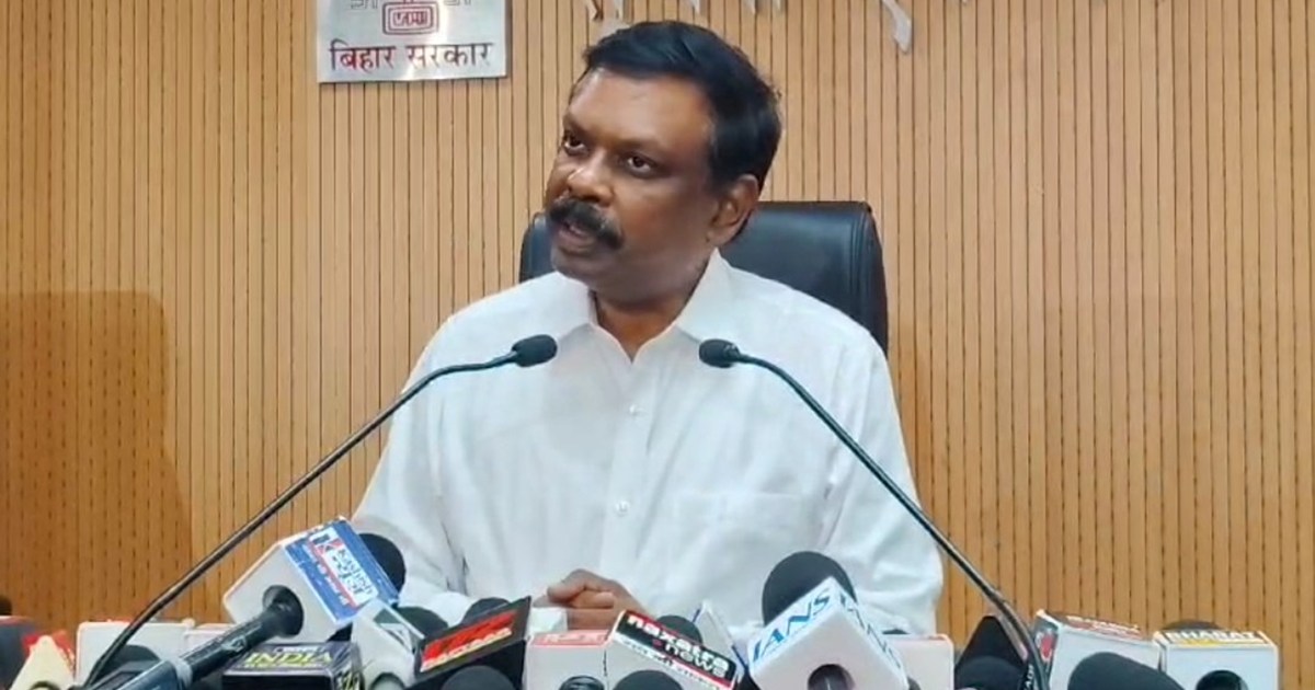 Bihar kaibinet ki baithk me kul 31aejenda par lgi muhar 