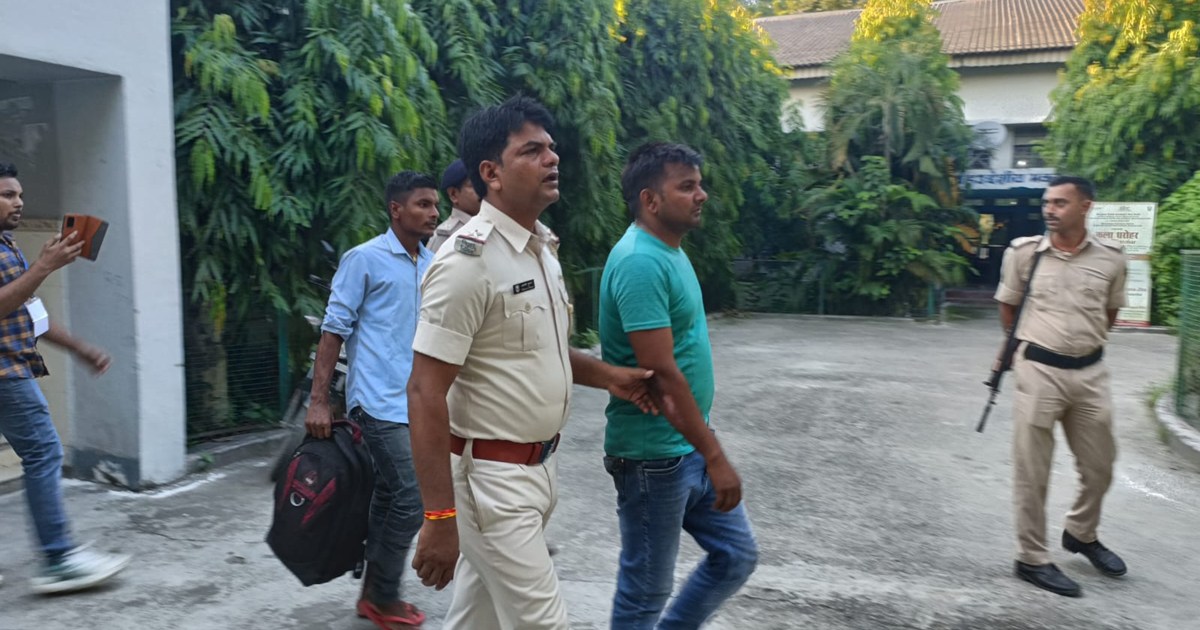 3 munnabhai arrested in katihar during sipahi exam.