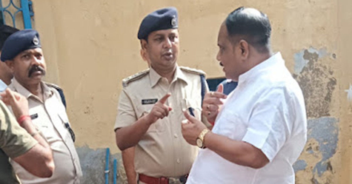 Murder of a drug store owner's son in Bhagalpur.