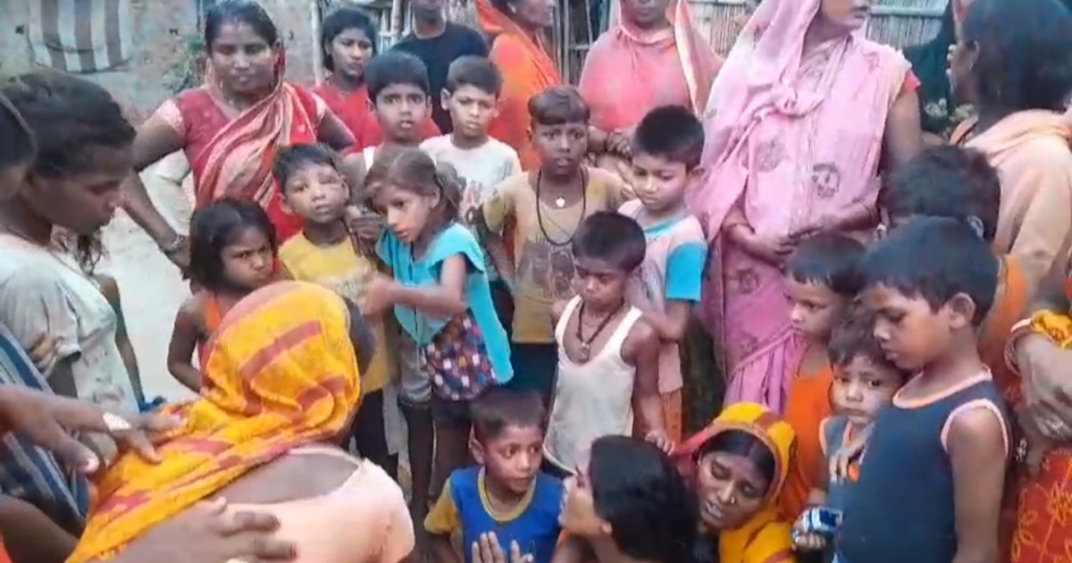 The elder brother brutally murdered the younger brother's wi