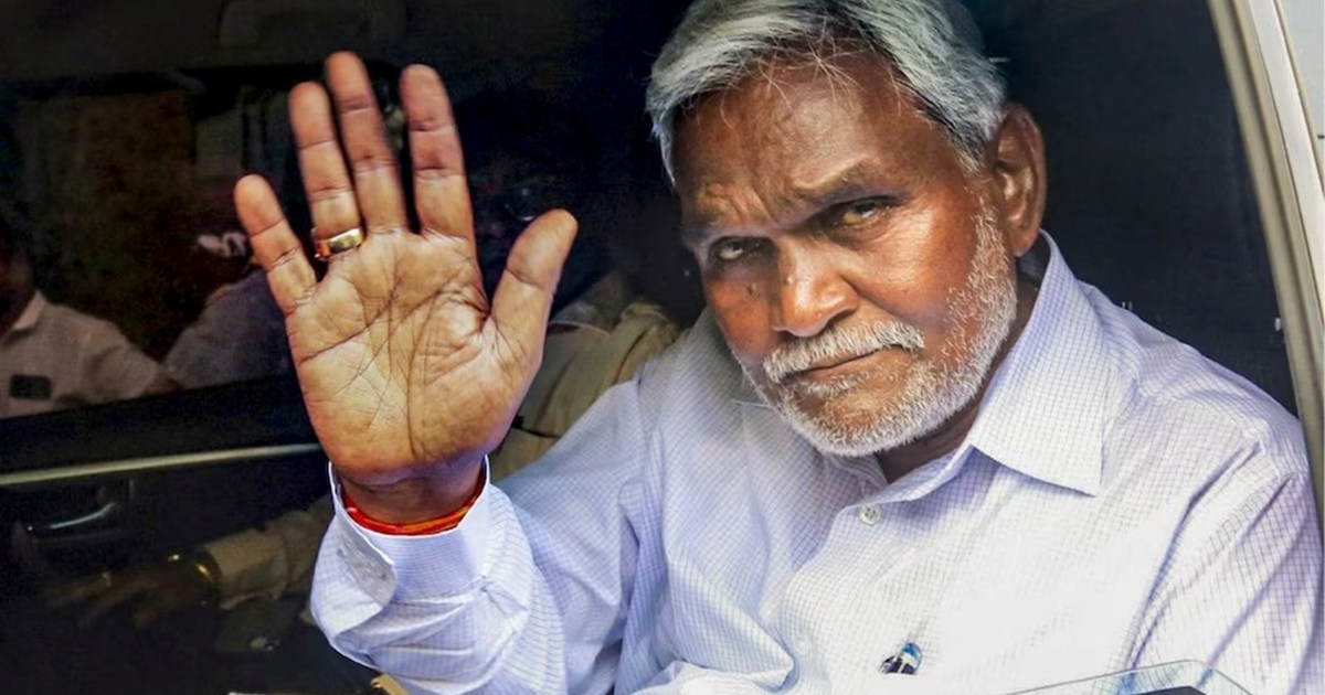 Two sub-inspectors of Jharkhand Police arrested for spying o