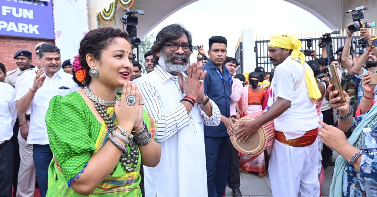 Goverment on Your Door 