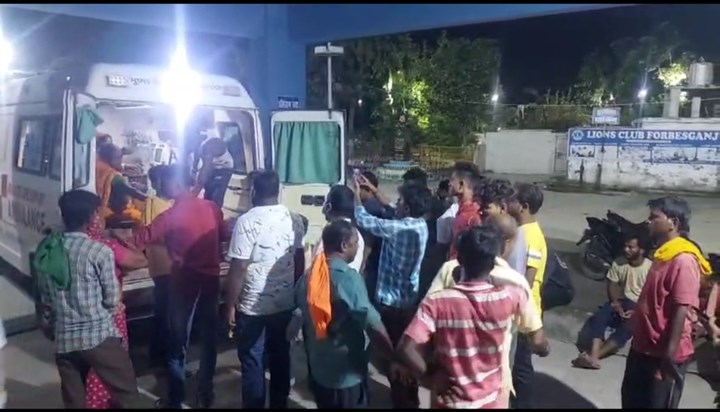 Gas cylinder exploded in Forbesganj, more than a dozen peopl Gas cylinder exploded in Forbesganj, more than a dozen peopl