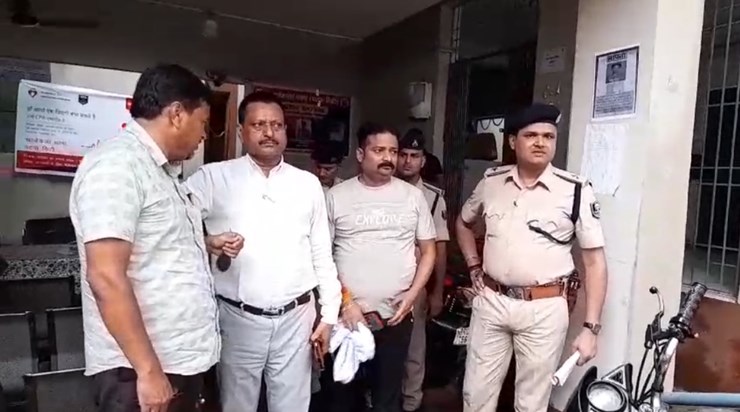 Patna property dealer gets death threat for not paying extor Patna property dealer gets death threat for not paying extor