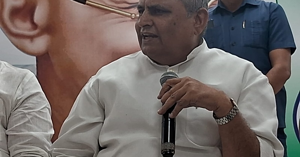 Vijay on lalu parivar