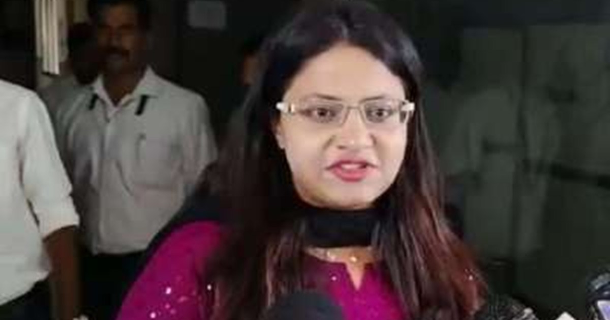 Dismissed IAS Pooja Khedkar gets relief from Delhi High Cour