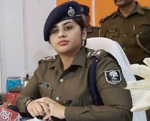Darbhanga's Rural SP IPS Kamya Mishra resigned Darbhanga's Rural SP IPS Kamya Mishra resigned