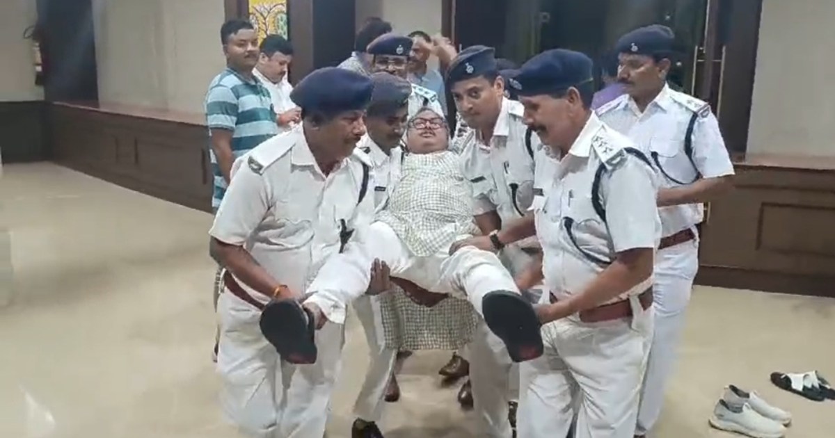 Jharkhand Assembly Speaker suspends 17 BJP MLAs