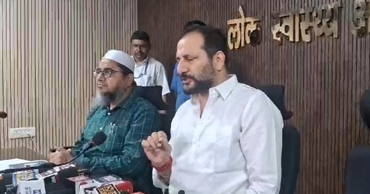 Phd mntri Niraj bablu ka pressvrata