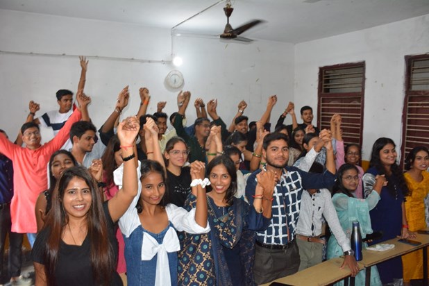 Seminar organized on Friendship Day in Patna Seminar organized on Friendship Day in Patna