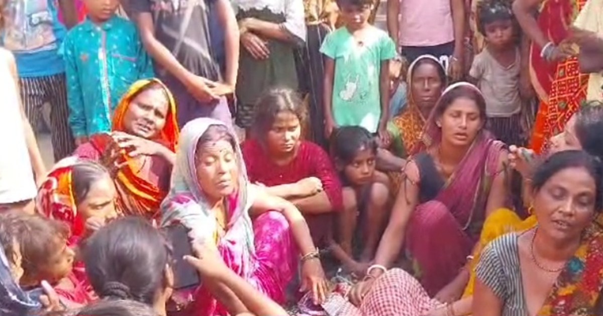 A young man died while taking bath in Katihar