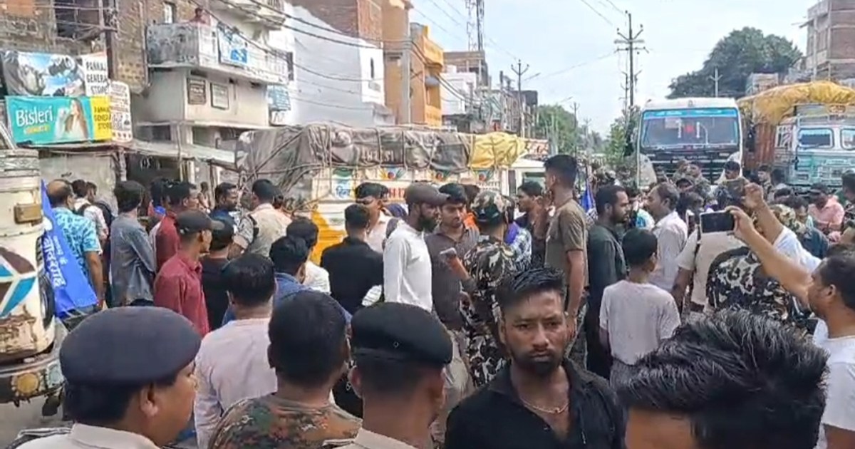 Clashes broke out between police and protesters in Jehanabad