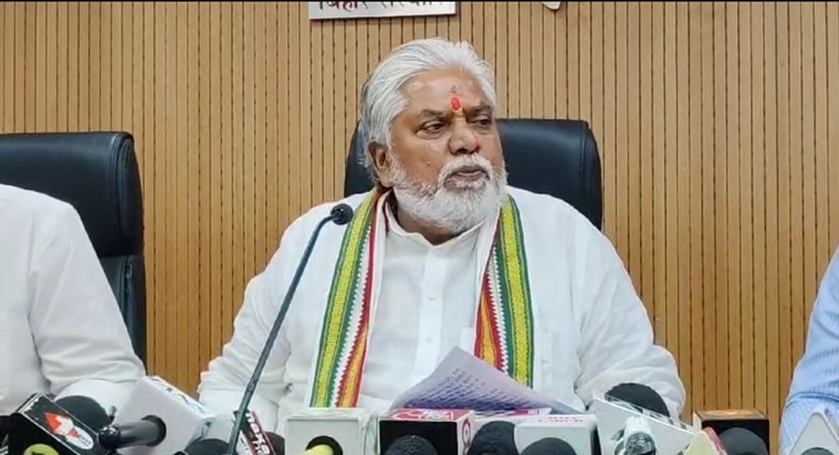 Shkaarita mntri prem kumar ki pressvarta Shkaarita mntri prem kumar ki pressvarta